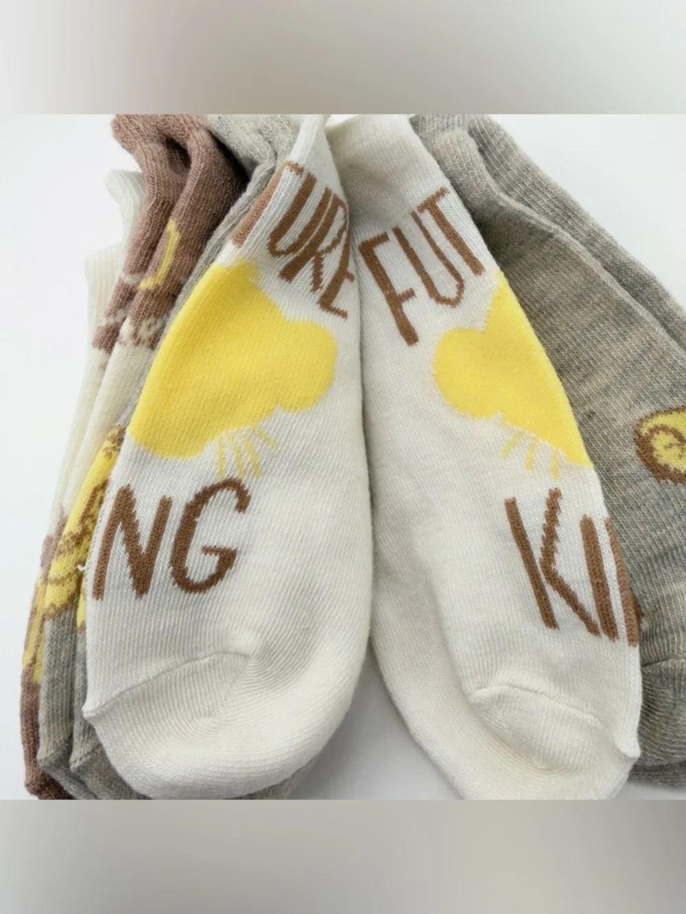 Disney The Lion King Women’s No Show Socks Simba Timon and Pumba Animal Print
